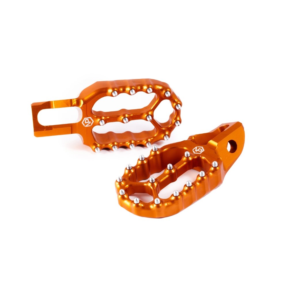 KKE Orange Billet Aluminum Foot Pegs Rest Pedals For KTM SXF XC-F XCW 250-450CC 2017-2022