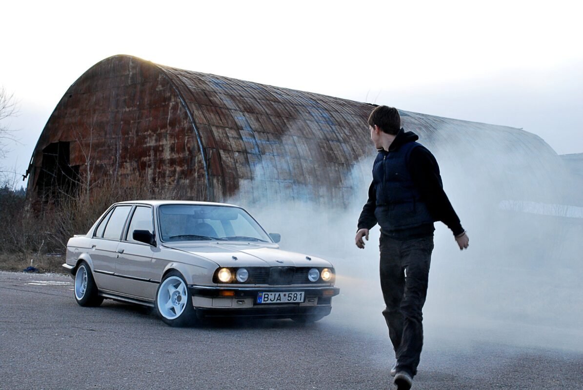 Motorsport solutions engineering race cars bmw e30