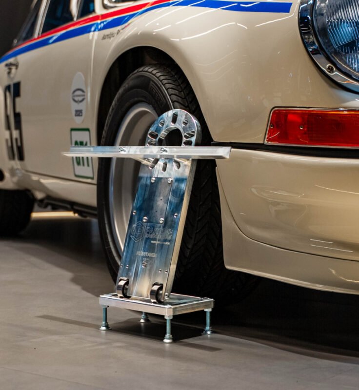 NP Pro Hub Stand installed on Porsche 911 race car wheel – CNC aluminium hub stand for suspension geometry alignment