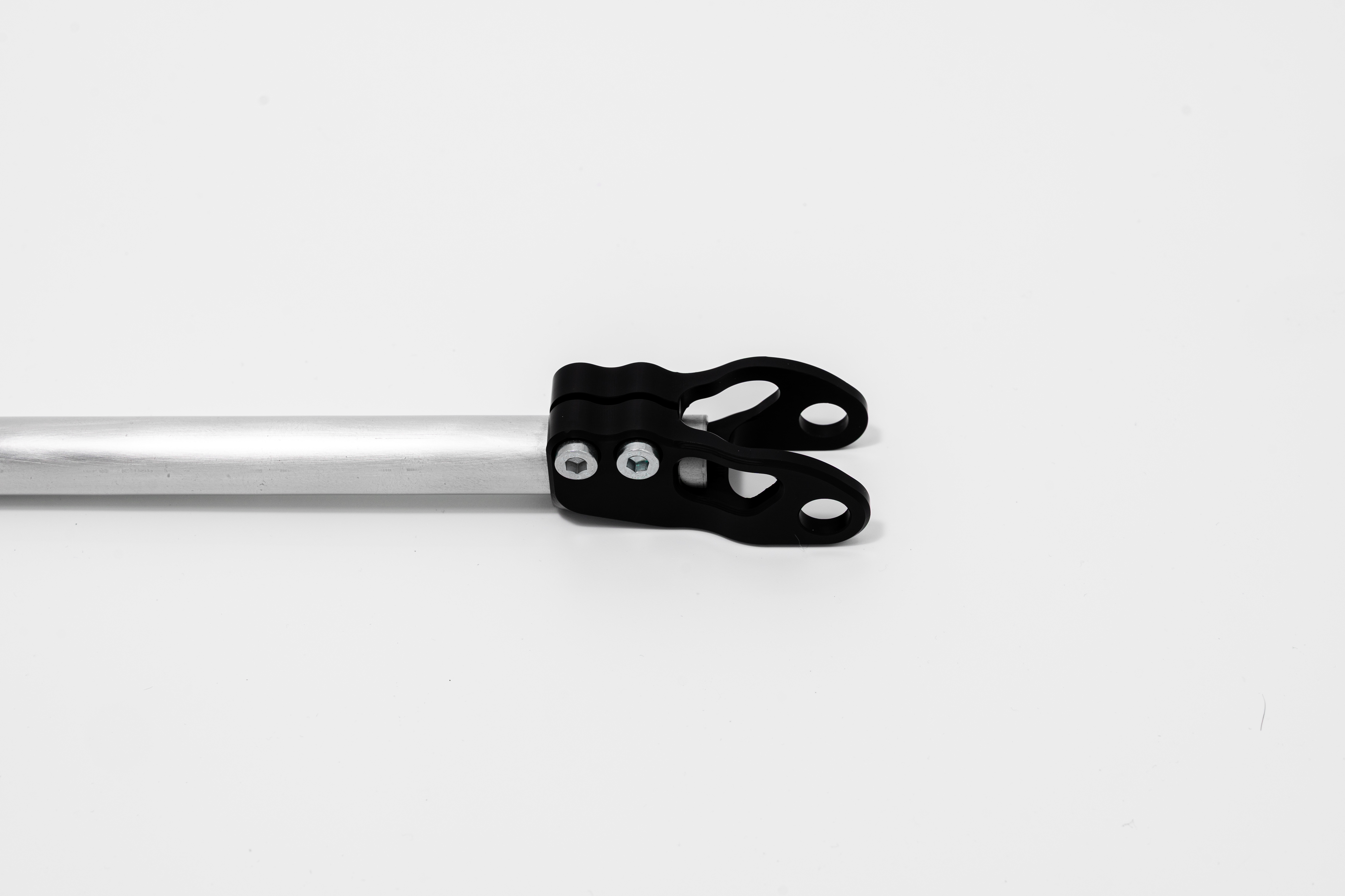 BMW Short Shifter DSSR end link with black mounting joint and silver rod